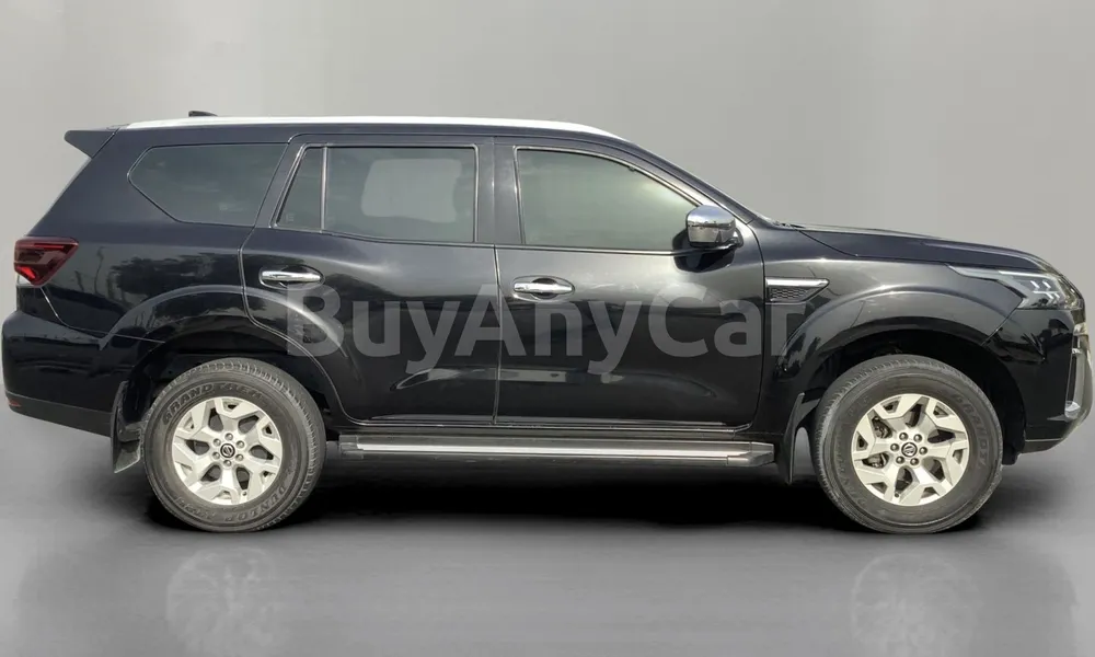Vehicle photo 5