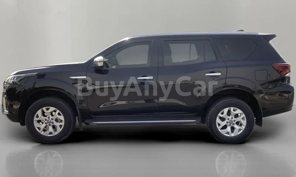 Vehicle photo 3