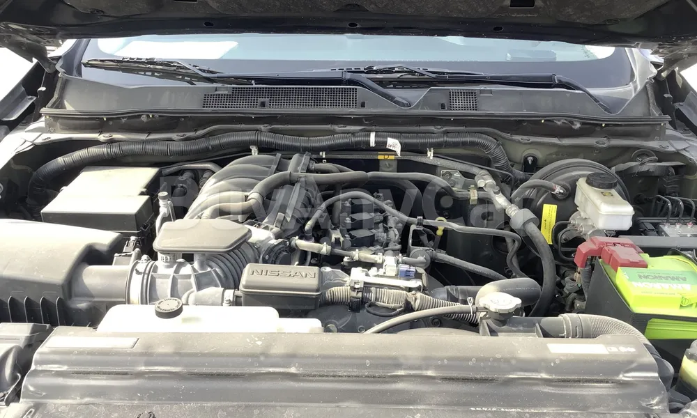 Vehicle photo 6