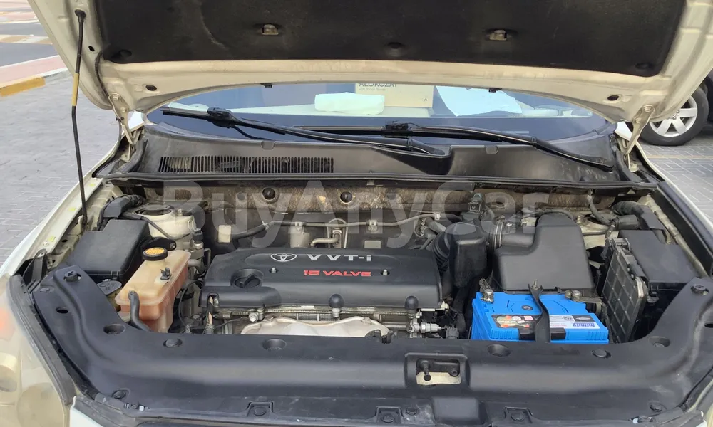 Vehicle photo 6