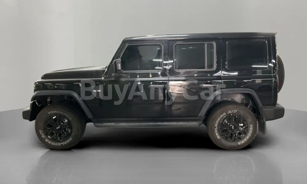 Vehicle photo 4