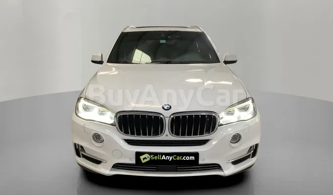 carsDetail