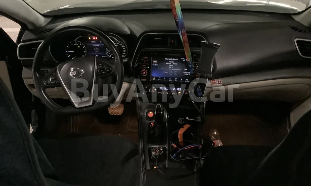 Vehicle photo 8