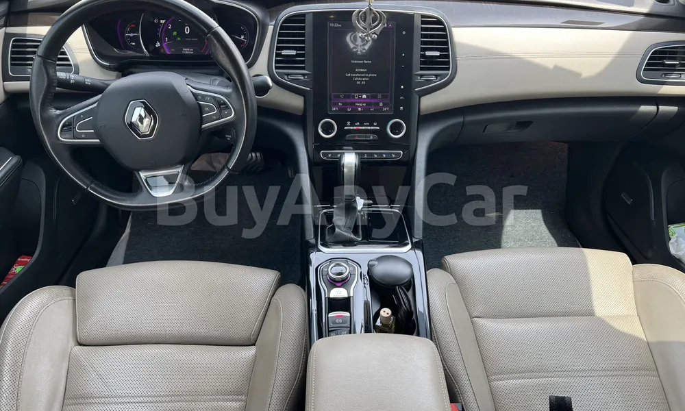 Vehicle photo 8