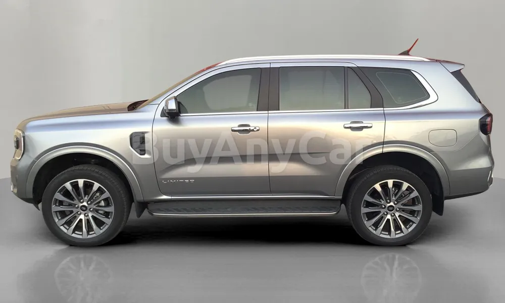 Vehicle photo 4