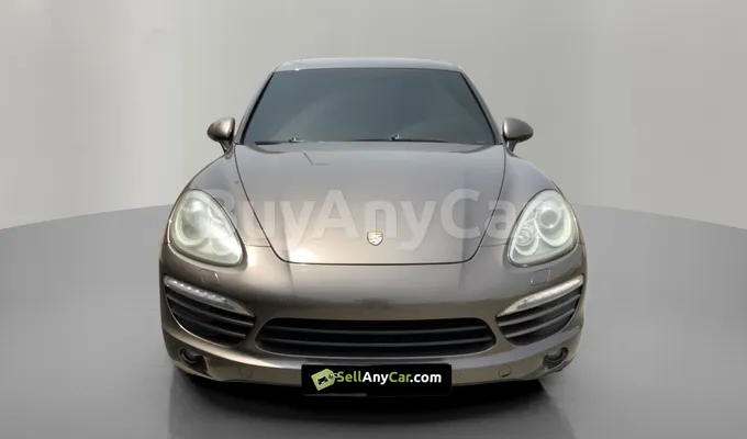 carsDetail