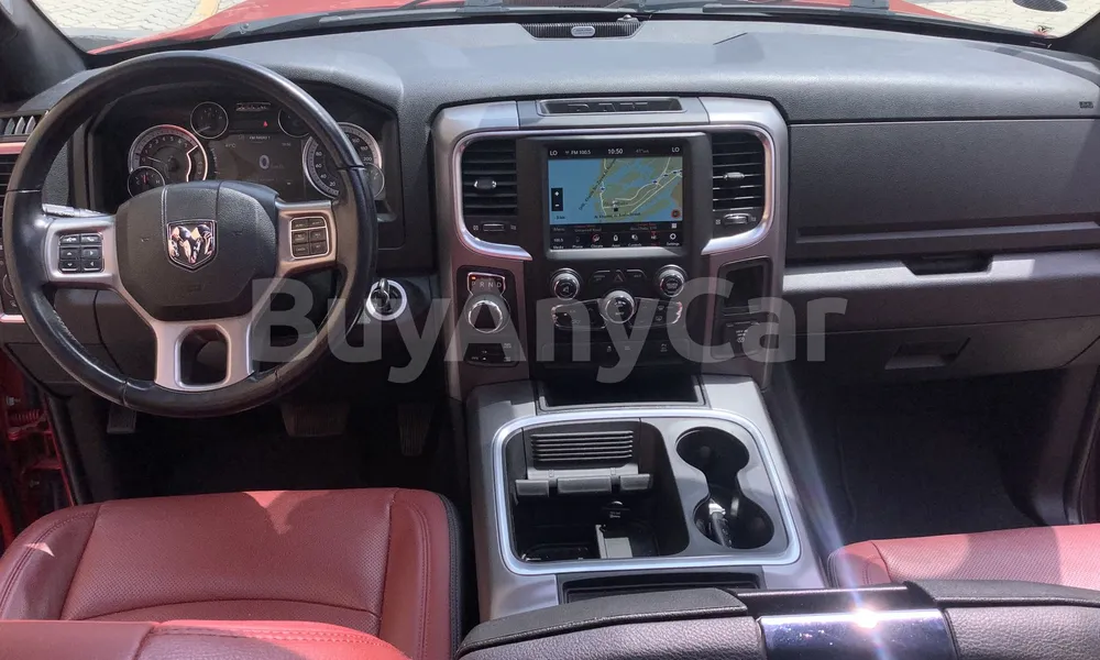 Vehicle photo 9