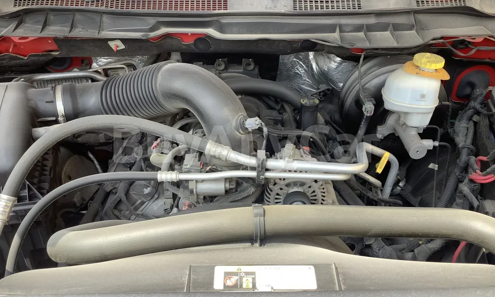 Vehicle photo 7