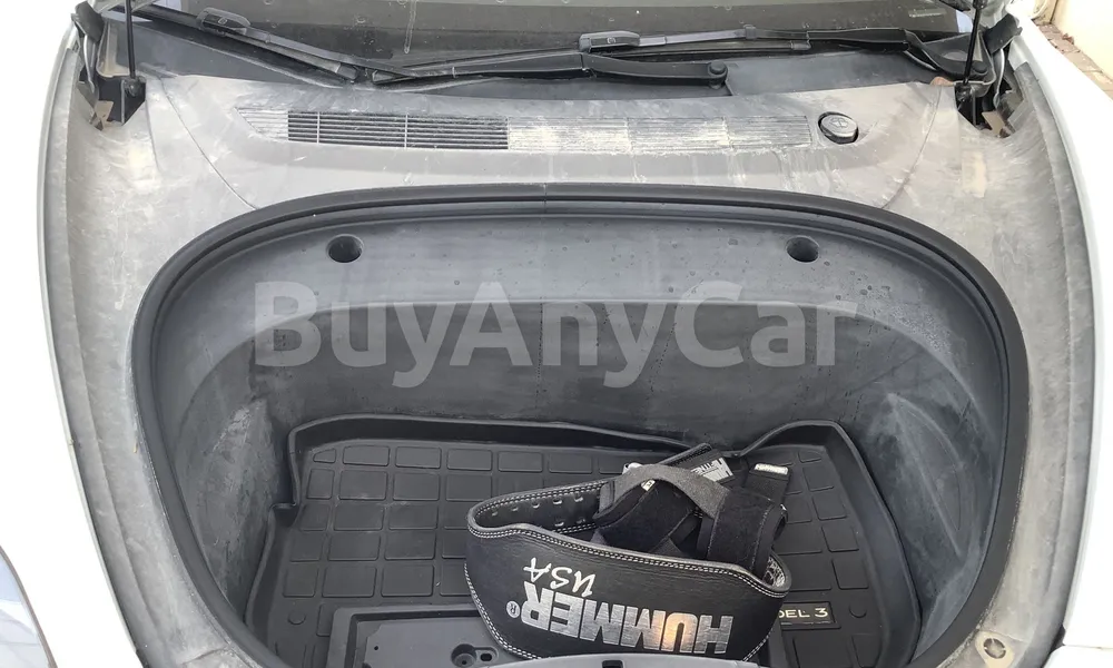 Vehicle photo 8