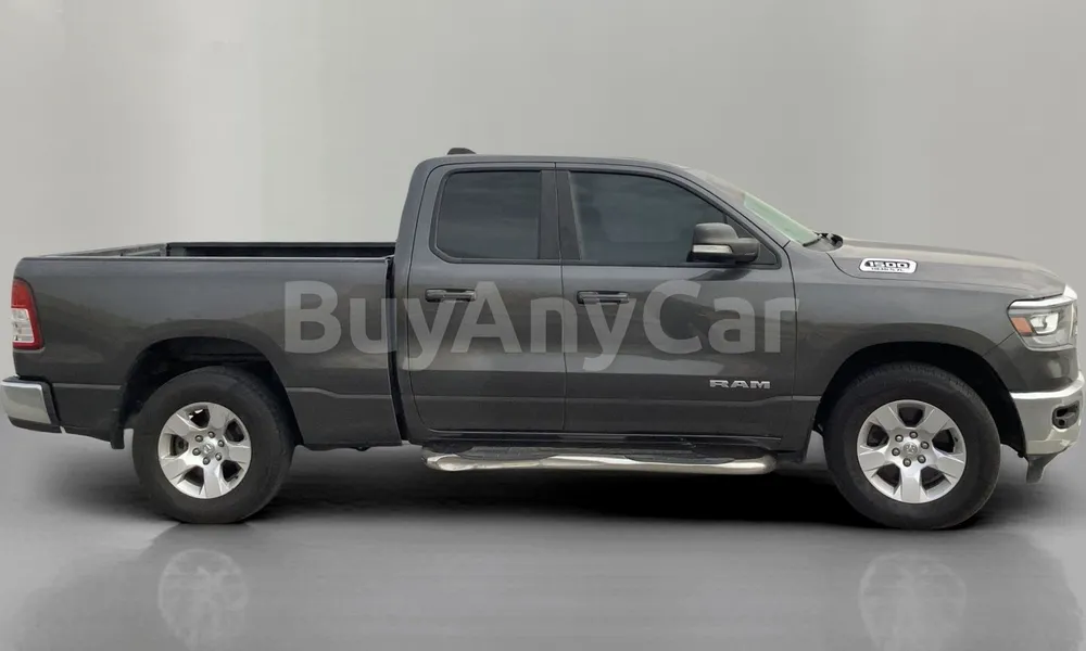 Vehicle photo 7