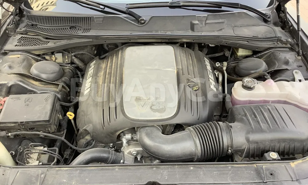 Vehicle photo 5