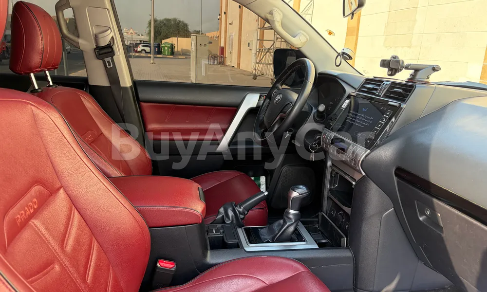 Vehicle photo 5