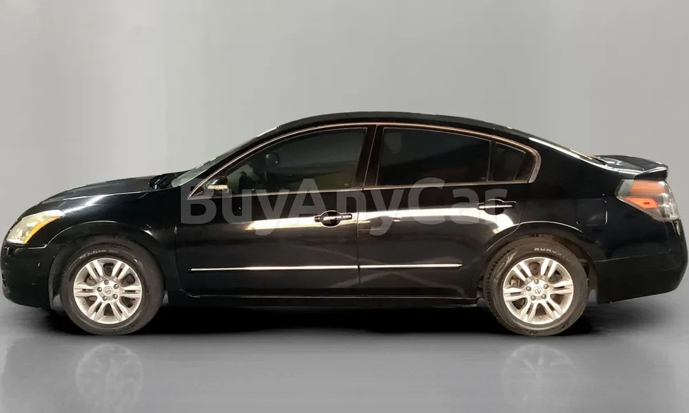 Vehicle photo 4