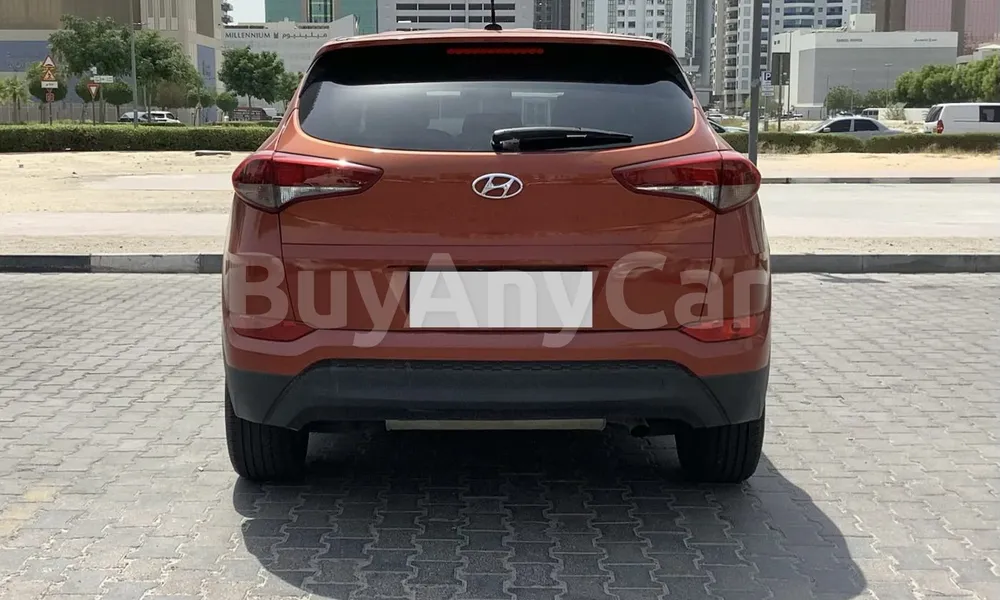 Vehicle photo 2