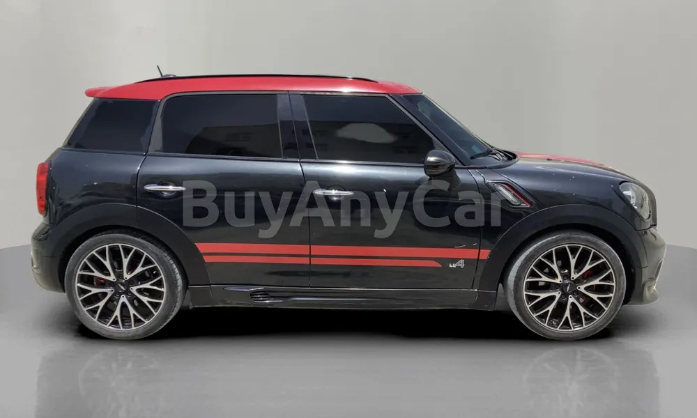 Vehicle photo 3