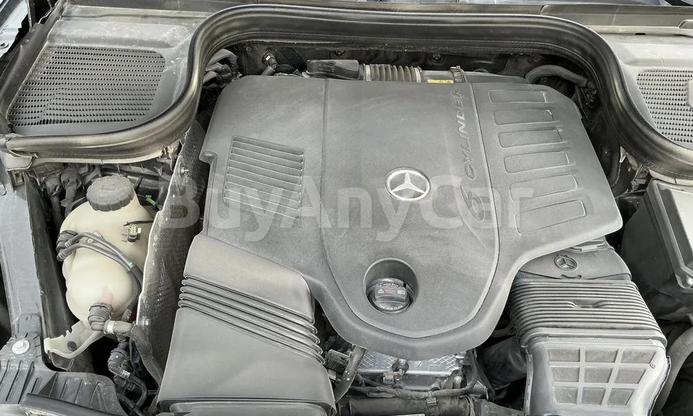 Vehicle photo 6