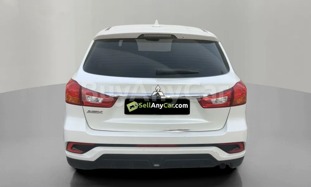 Vehicle photo 2