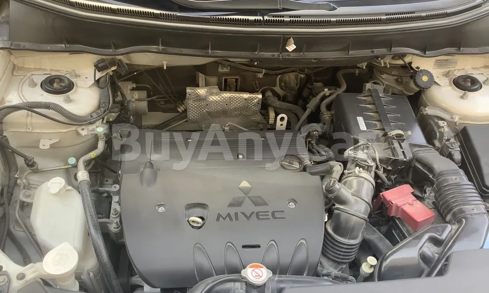 Vehicle photo 6