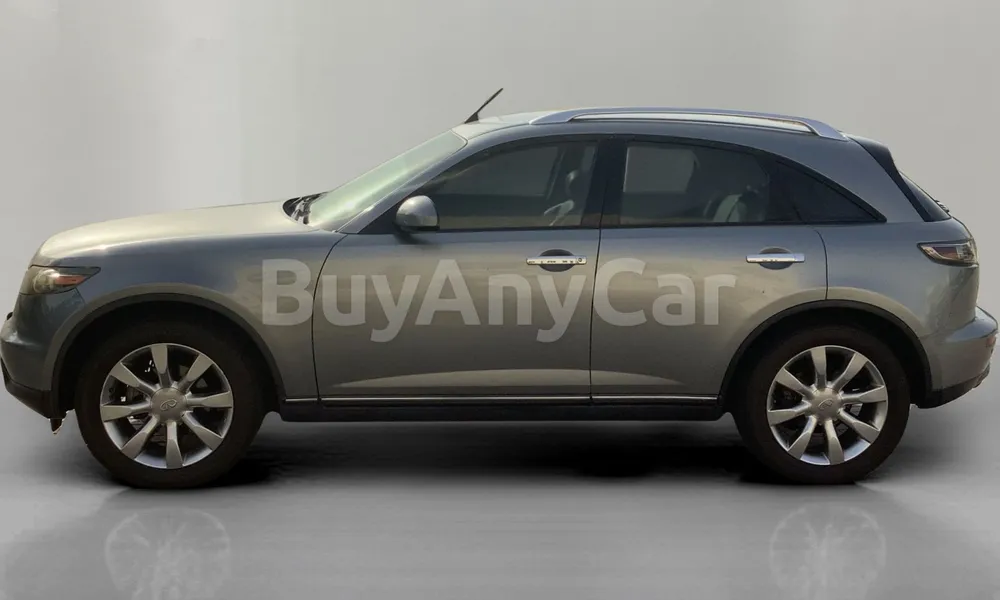 Vehicle photo 4