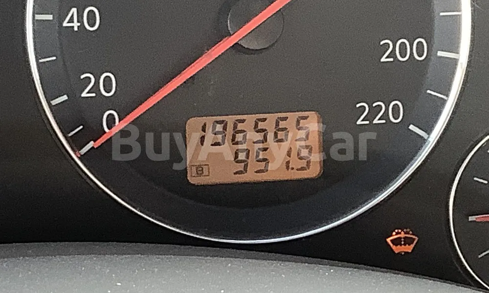 Vehicle photo 8