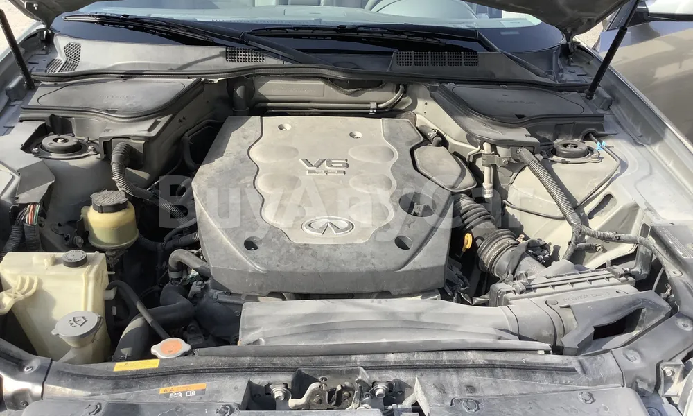 Vehicle photo 6