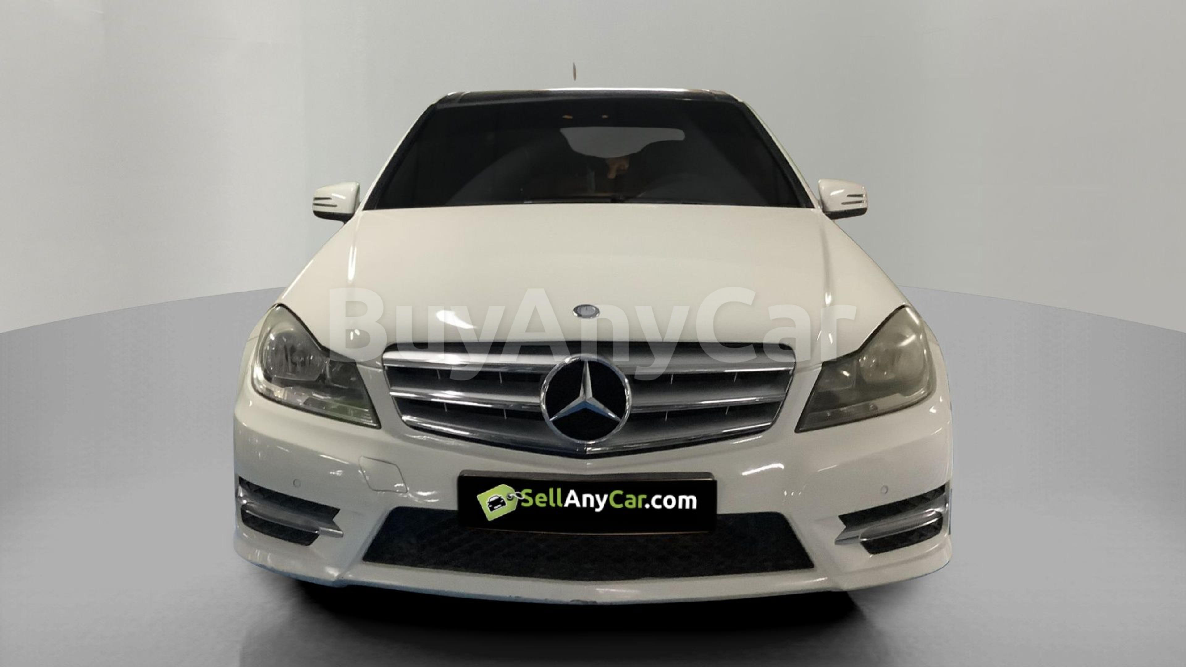 2012 Mercedes-Benz C200