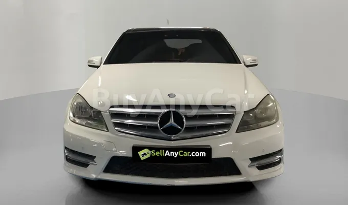 carsDetail