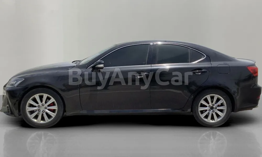 Vehicle photo 4