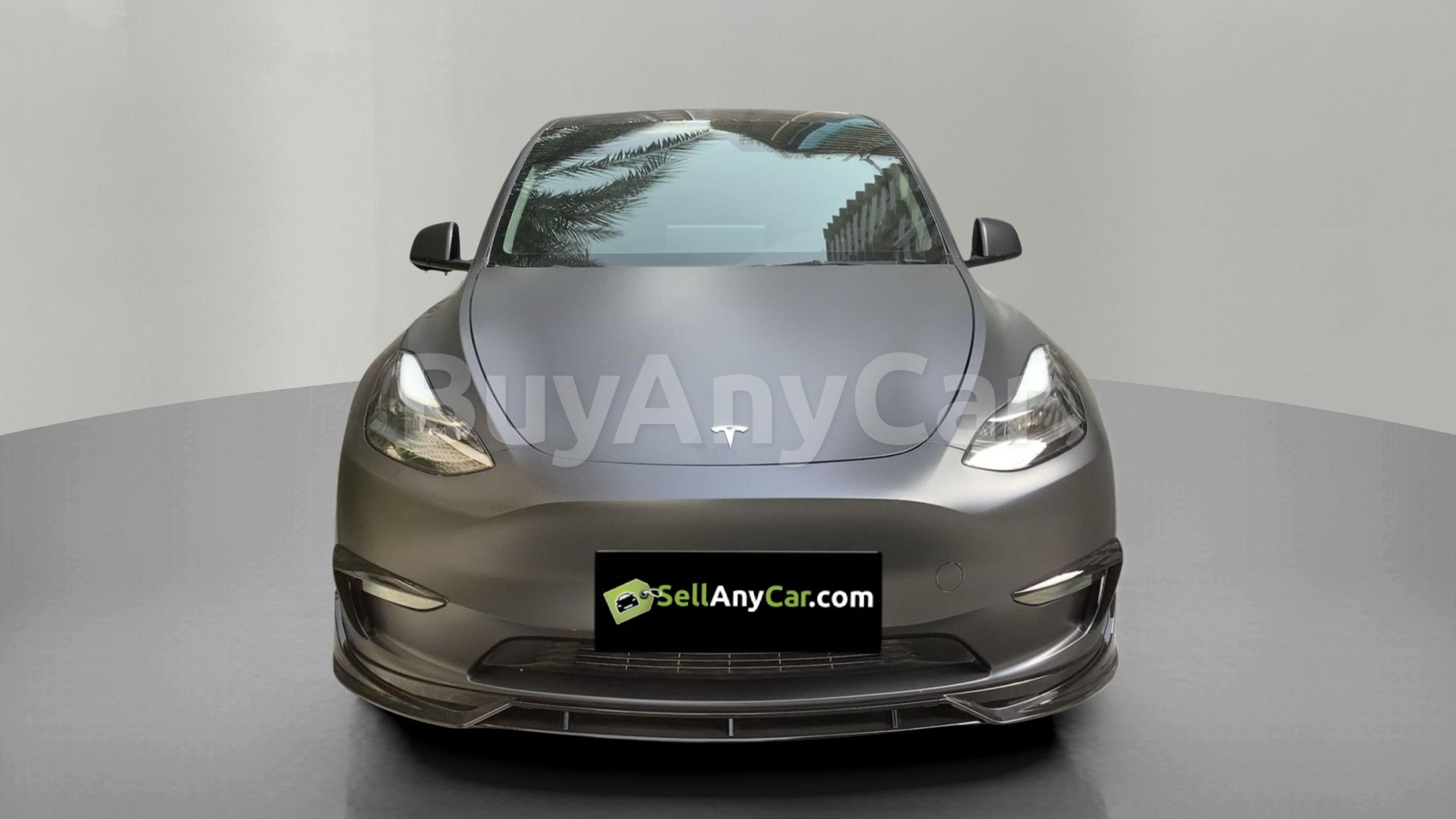 2024 TESLA Model Y