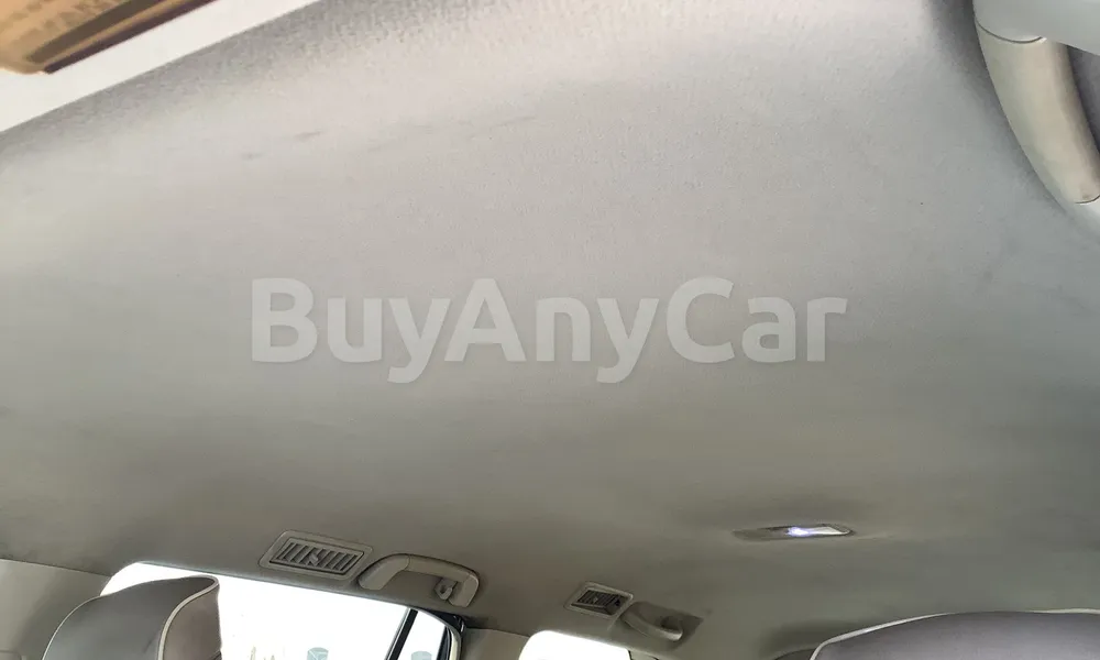 Vehicle photo 9