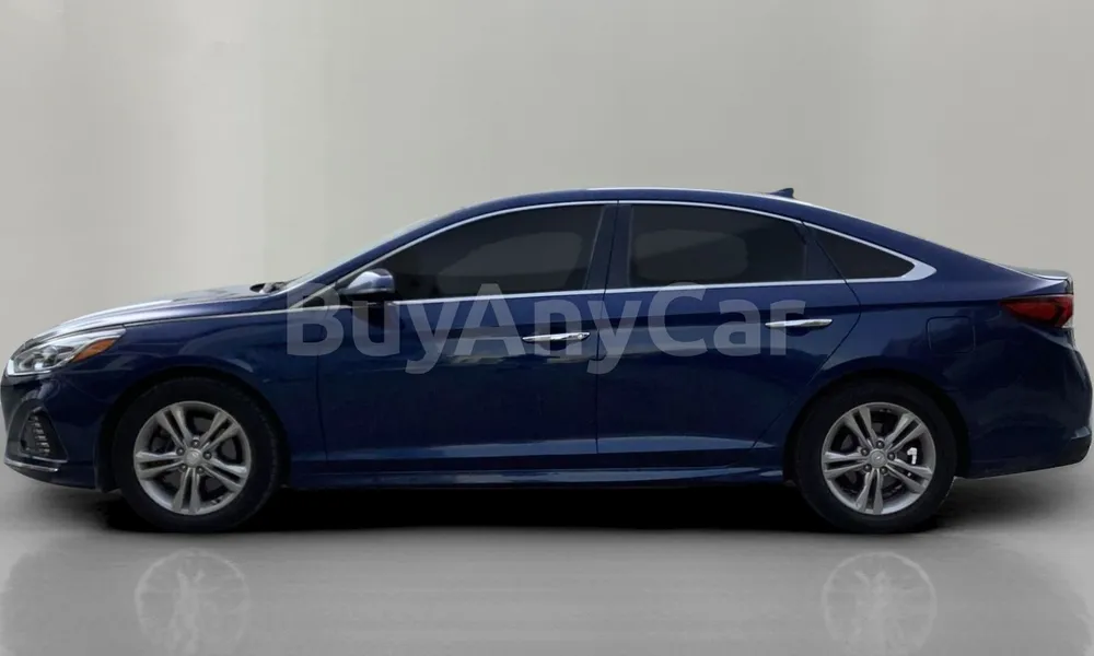 Vehicle photo 4
