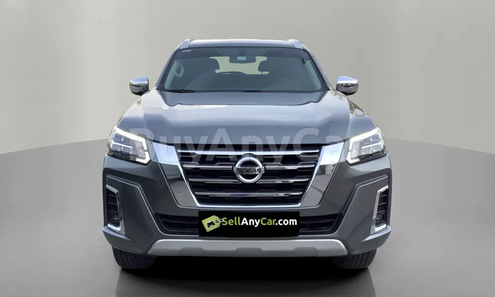 Vehicle photo 1