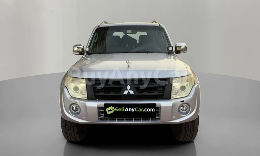 Vehicle photo 1