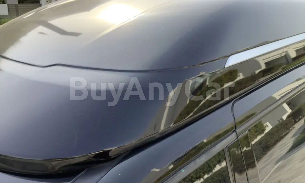 Vehicle photo 5