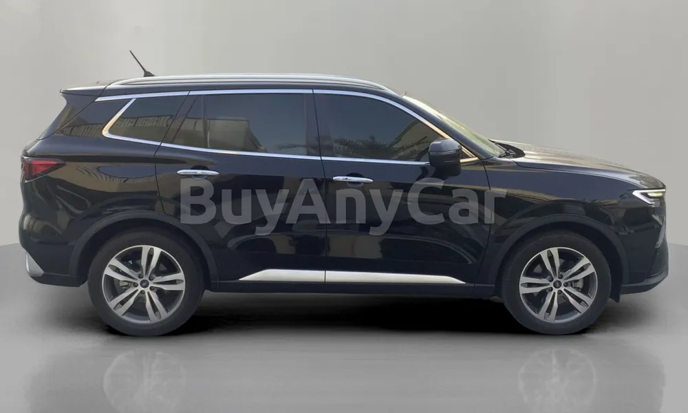 Vehicle photo 3