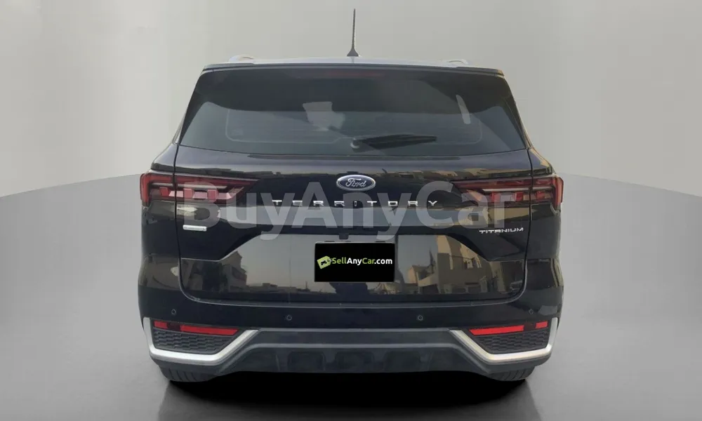 Vehicle photo 2