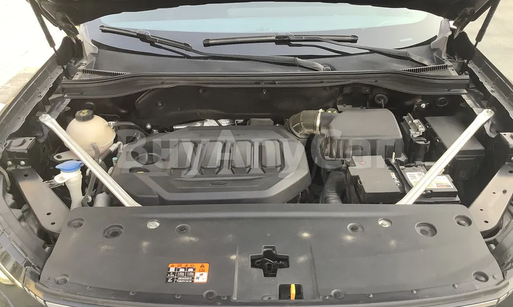 Vehicle photo 8