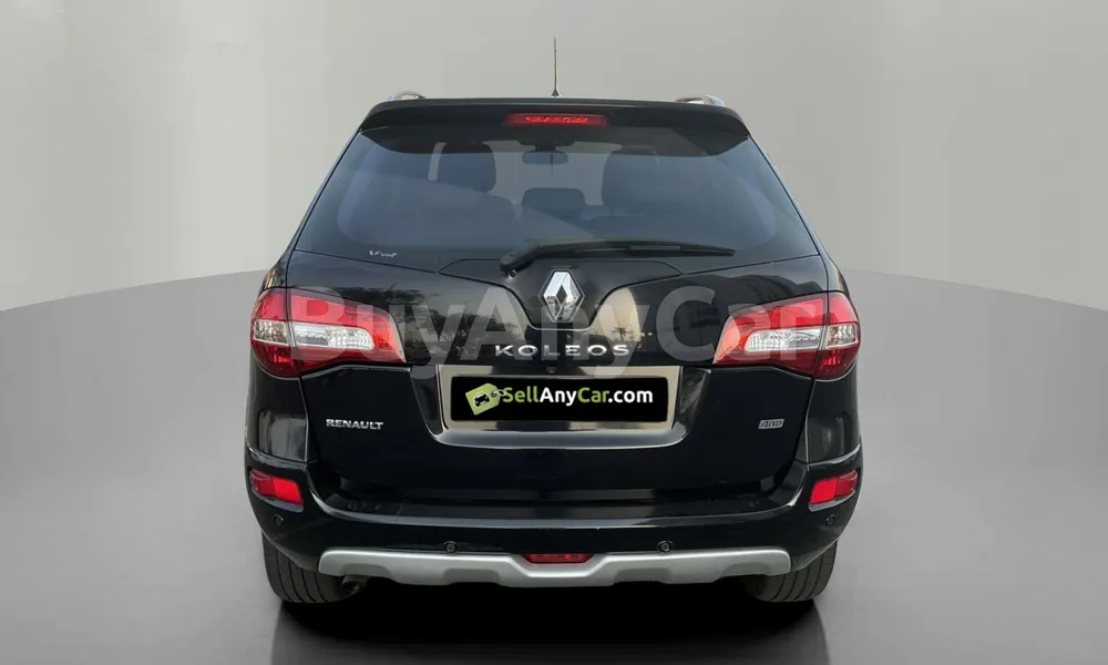 Vehicle photo 2