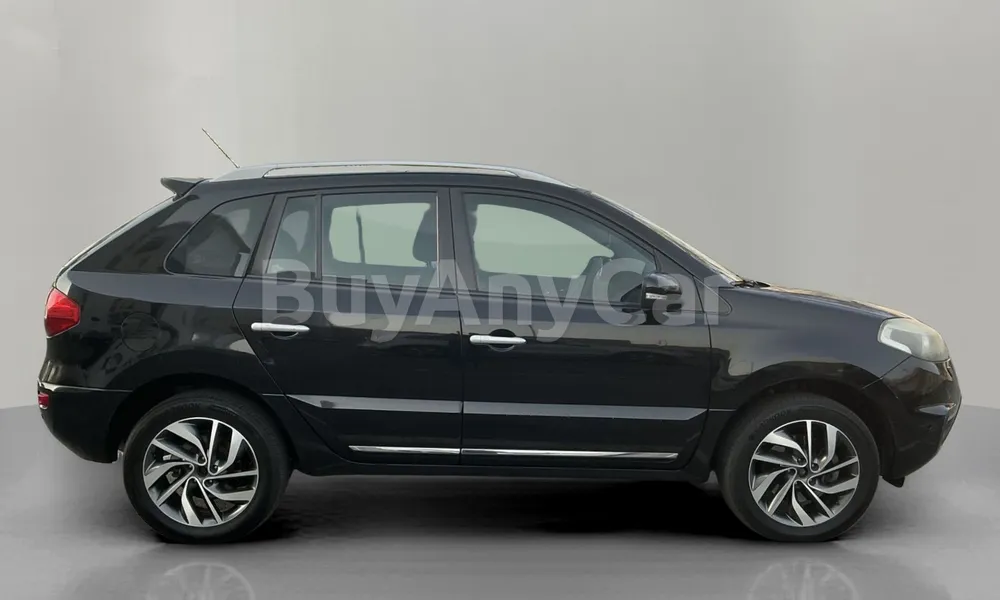 Vehicle photo 3