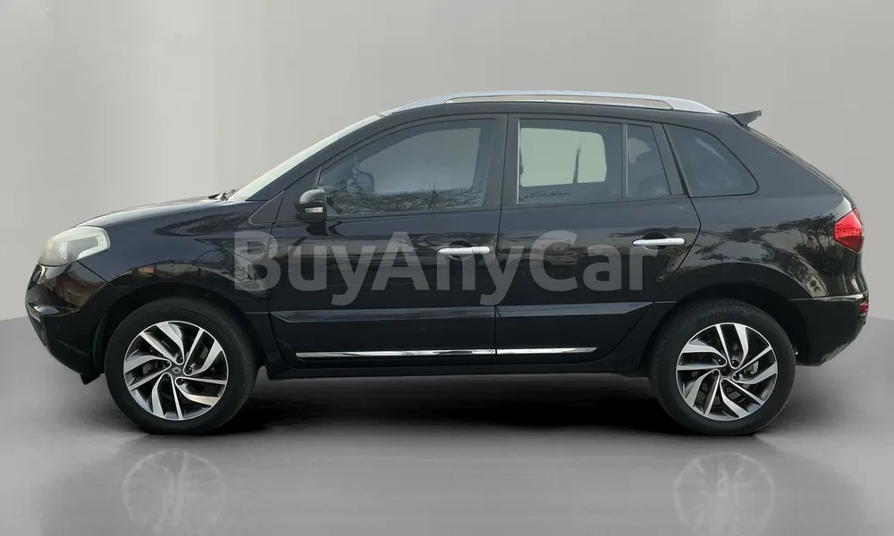 Vehicle photo 4
