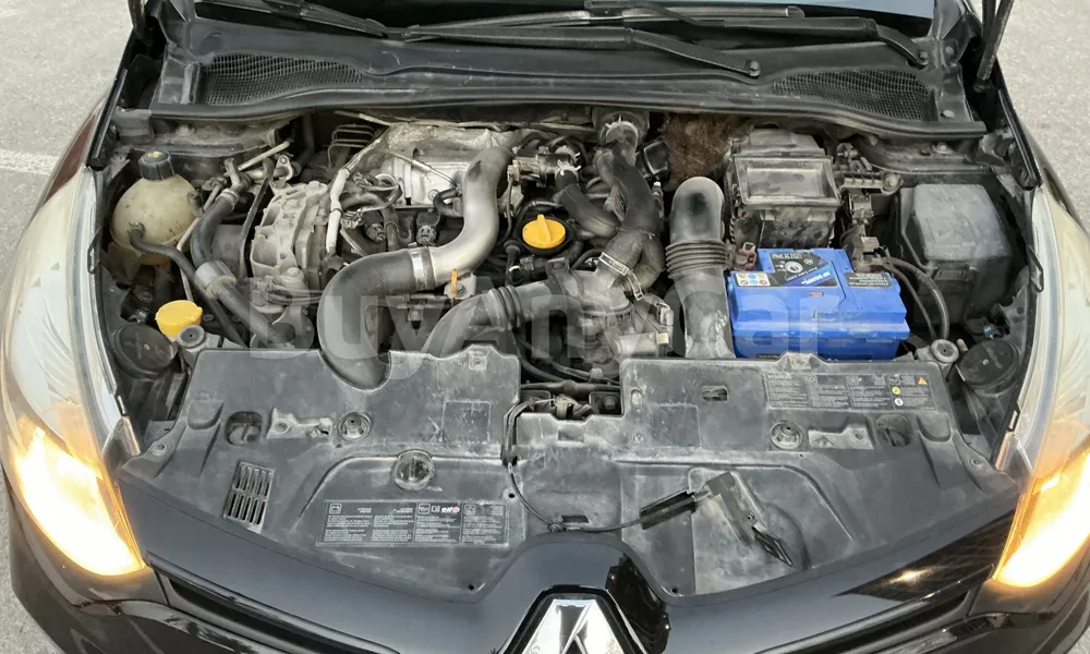 Vehicle photo 6