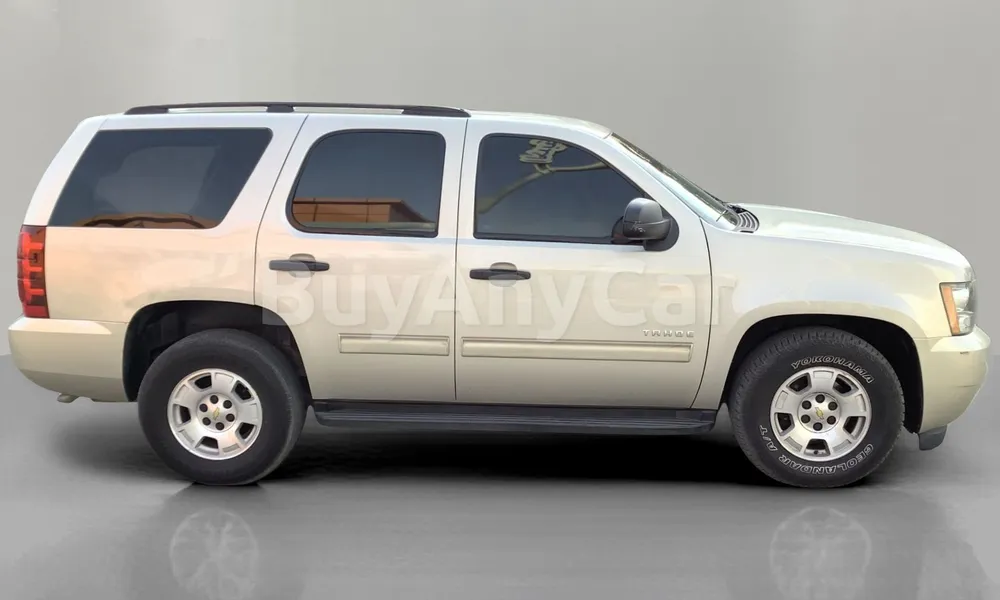 Vehicle photo 4