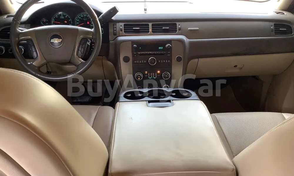 Vehicle photo 7