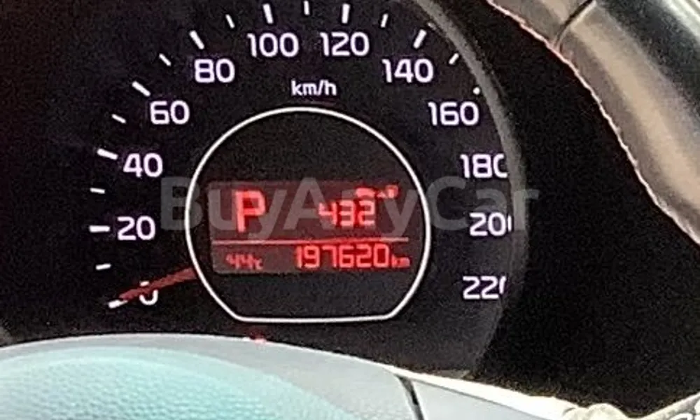 Vehicle photo 5