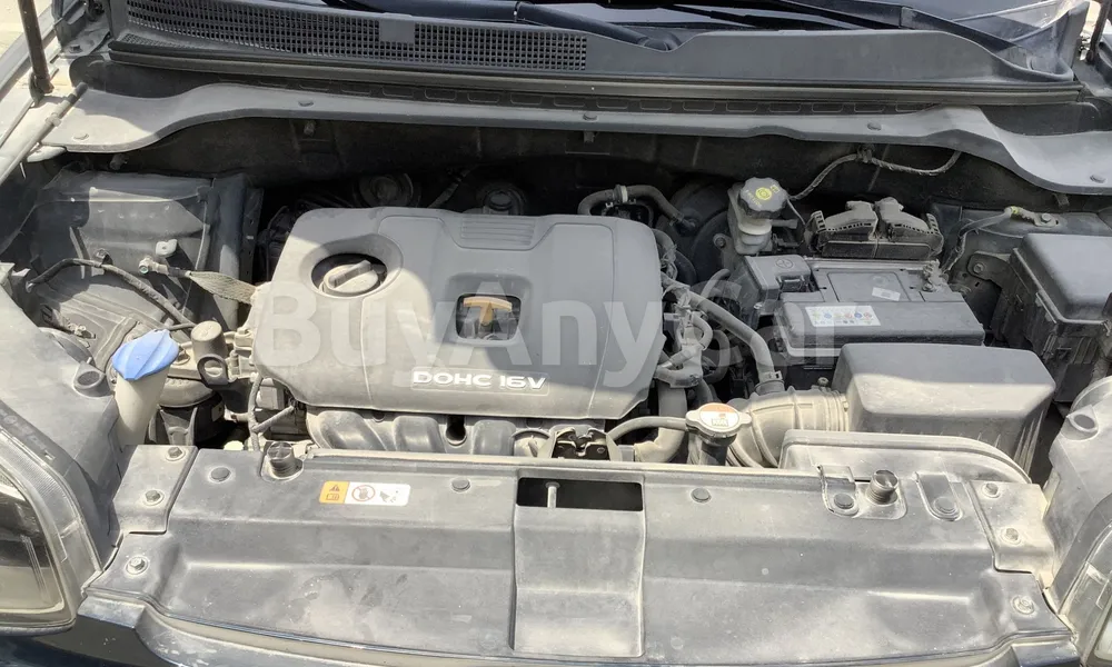 Vehicle photo 9