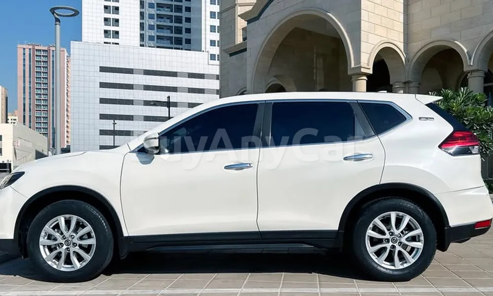 Vehicle photo 7