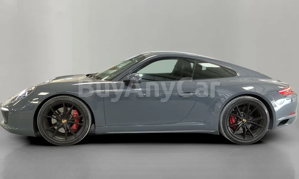 Vehicle photo 4