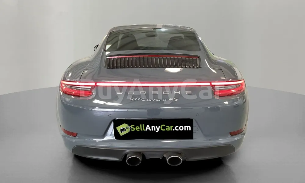 Vehicle photo 2
