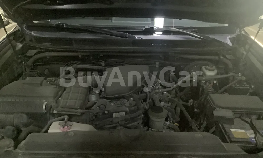 Vehicle photo 6