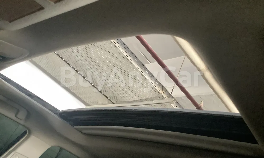 Vehicle photo 11